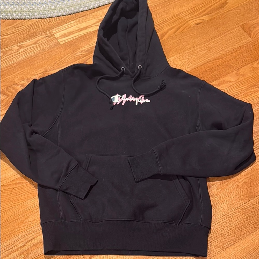 Champion Stacked Scribble Hoodie Medium